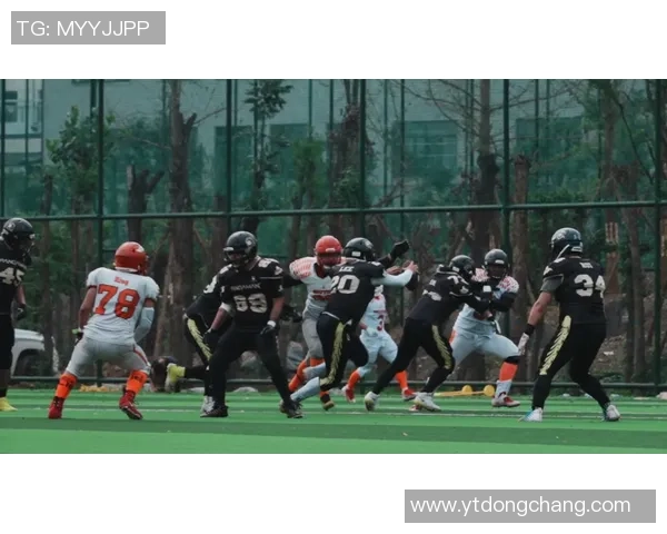 成都羽毛球队与广州羽毛球队赛后技术分析与战术总结