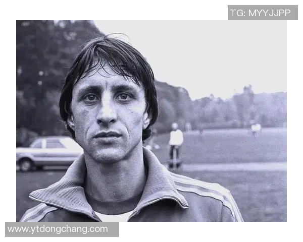 英国长腿足球明星的传奇之路与场上风采解析 英国长腿足球明星的传奇之路与场上风采解析